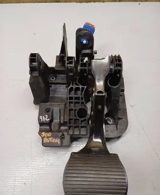 Fiat Panda III Brake pedal 