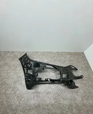 Mercedes-Benz E AMG W212 Front bumper mounting bracket A2128853865
