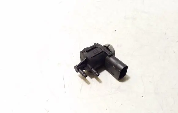 Valve vacuum