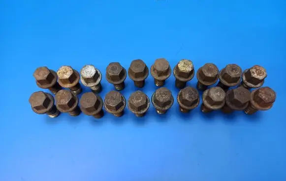 Mercedes-Benz E W211 Nuts/bolts M14X15X50