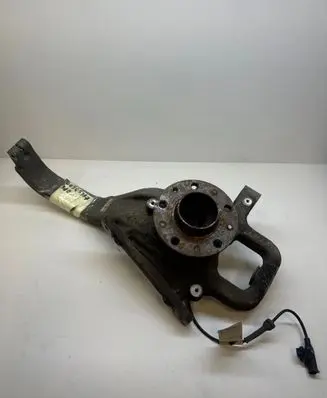 Alfa Romeo Giulia Front wheel hub spindle knuckle 00505397380