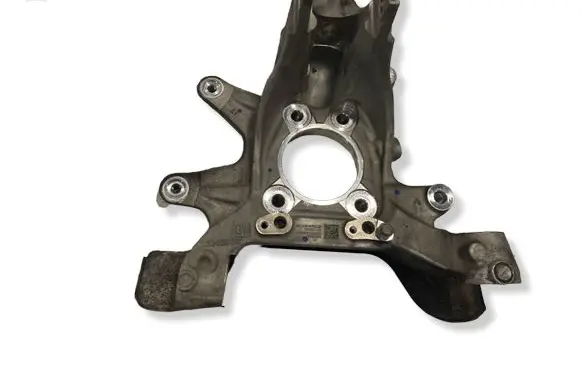 Chevrolet Corvette C8 Rear wheel hub spindle/knuckle 23428469