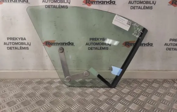 Audi A4 S4 B7 8E 8H Rear side window 8H0845300