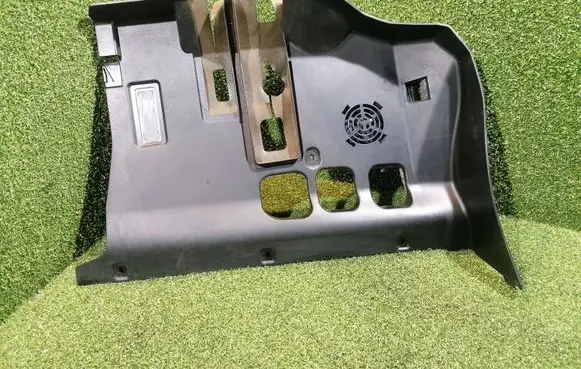 Dashboard lower bottom trim panel