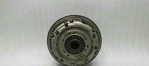 Mercedes-Benz C W205 Flywheel A0262501401