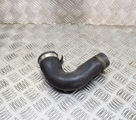 Land Rover Discovery 4 - LR4 Intercooler hose/pipe NN517693645