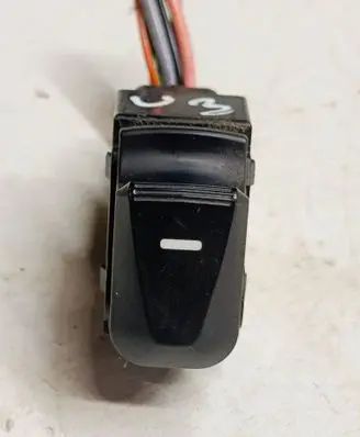 Hyundai ix35 Quarter vent window switch A3WF2654