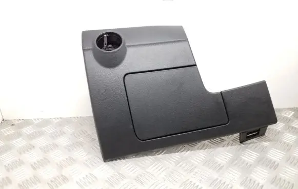 Dashboard lower bottom trim panel