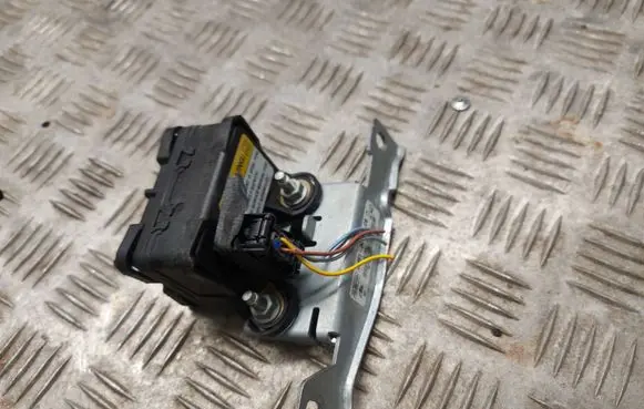 Volvo C30 ESP acceleration yaw rate sensor 3M5114B348CB
