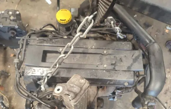 Saab 9-5 Engine B205E 9399804 6285-4