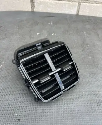 KIA Niro Rear air vent grill 97040AT000