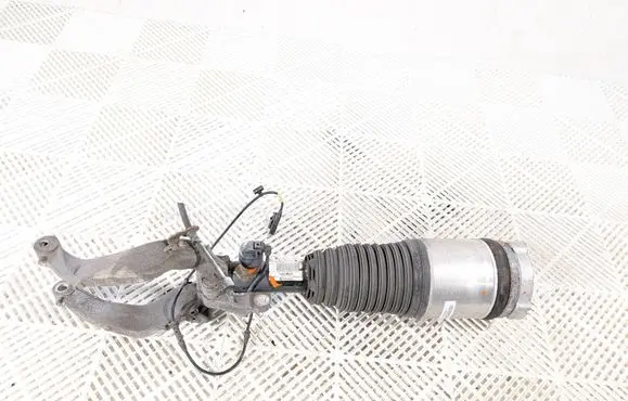 Volvo XC90 Front air suspension shock absorber 31451832