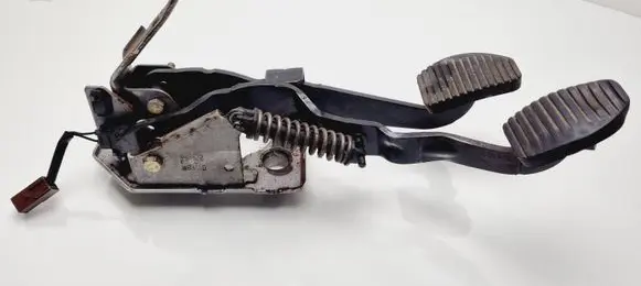 Citroen Xsara Picasso Pedal assembly 09143002H