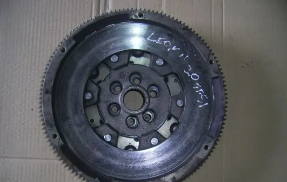 Seat Leon (1P) Dual mass flywheel 