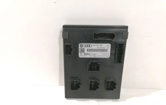 Audi A4 S4 B8 8K Comfort/convenience module 8K0907063