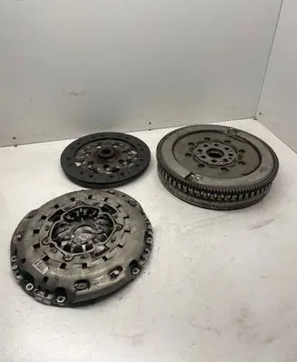 Nissan X-Trail T32 Clutch set kit 123103008R 302101178R 03012015