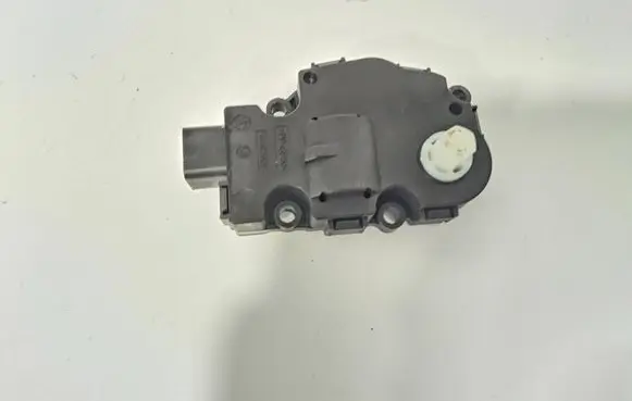 Porsche Macan (95B) Air flap motor/actuator 99162442502 991624425