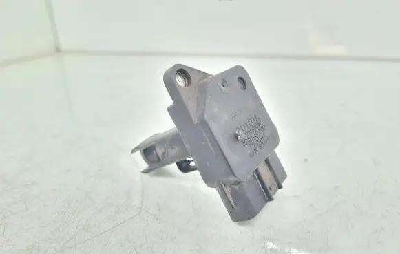 Toyota Avensis T250 Mass air flow meter 222040N010 MB1974003070