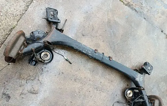 Peugeot 308 Rear axle beam 