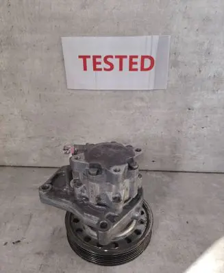 Volvo XC70 Power steering pump 91208