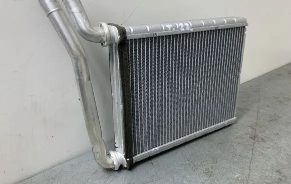 Toyota Avensis T270 Heater blower radiator 0620M1