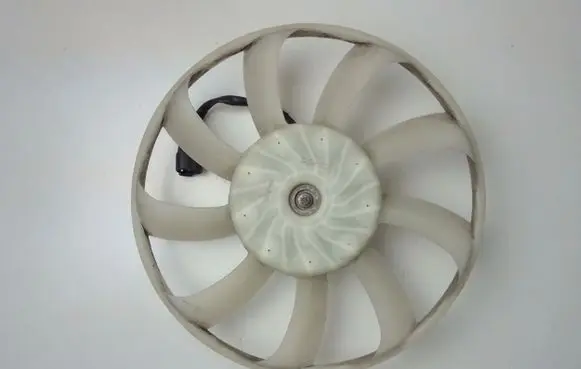 Mazda 6 Radiator cooling fan shroud 2680007081