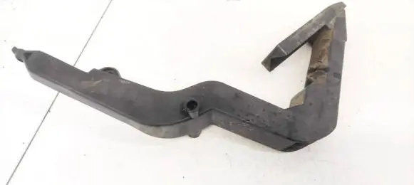 Accelerator throttle pedal