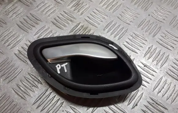Renault Laguna II Rear door interior handle trim 8200000724