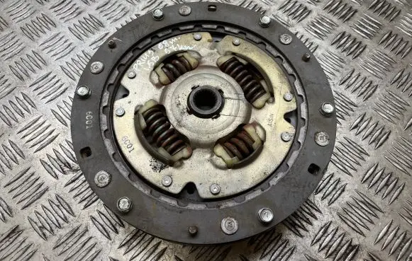 Toyota Prius (NHW20) Clutch pressure plate 