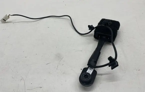 BMW 2 F45 Front seatbelt buckle 7313299