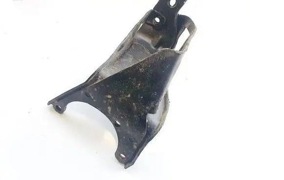 BMW i3 Engine mounting bracket