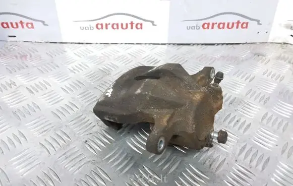 Toyota RAV 4 (XA30) Front brake caliper