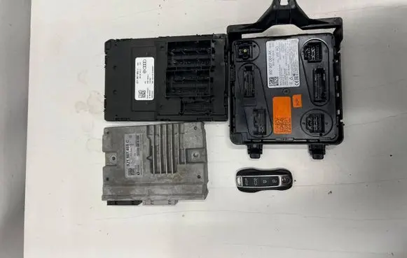 Porsche Taycan 9J1 Engine ECU kit and lock set 992907064ak 971907063j 9j1907468c