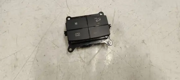 Multifunctional control switch/knob
