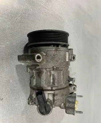 Peugeot 5008 Air conditioning (A/C) compressor (pump) 9675655880