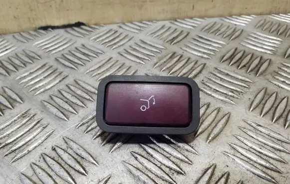 Mercedes-Benz ML W164 Tailgate/trunk/boot open switch 2118219551