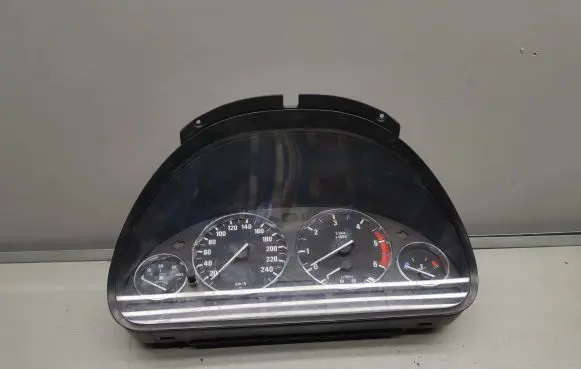 BMW 5 E39 Speedometer (instrument cluster) 62116914913 6914913
