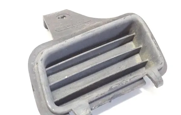 Volvo S40, V40 Front bumper lower grill 882288