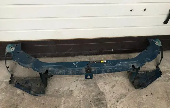 Land Rover Freelander 2 - LR2 Top upper radiator support slam panel 6G918653AA