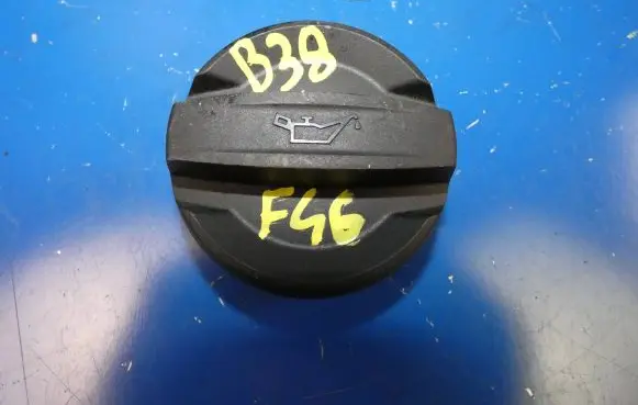 Mini One - Cooper F56 F55 Oil filler cap 