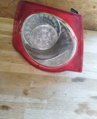 Volkswagen Jetta V Rear/tail lights 1K5945095C