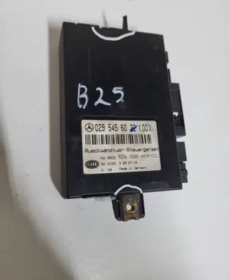 Mercedes-Benz E W211 Tailgate/trunk control unit/module 0295456032 5ZA00846900