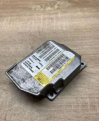 Volvo S40, V40 Airbag control unit/module 30613048A 767MM