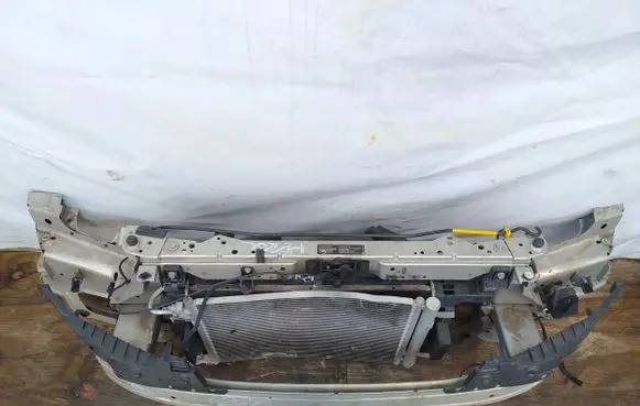 Opel Astra J Radiator support slam panel