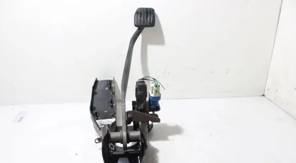 Clutch pedal