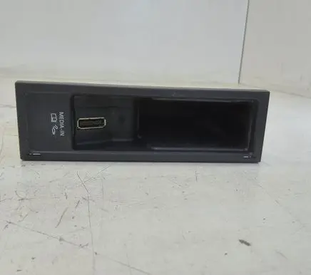 Volkswagen Golf Plus USB control unit 5N0035341C