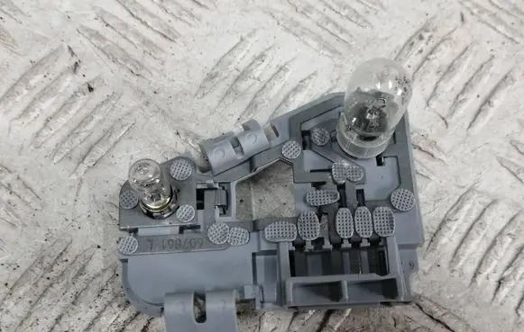 Mercedes-Benz B W246 W242 Tail light bulb cover holder A2468200577 607741 E55227