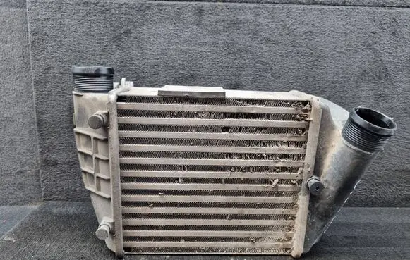 Audi A4 S4 B7 8E 8H Intercooler radiator 8E0145806L
