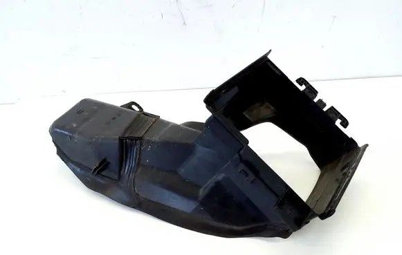 Peugeot 3008 II Intercooler air guide/duct channel 9811359480 9810617180