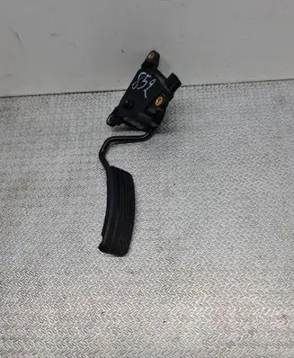 Renault Zoe Accelerator throttle pedal 180026336R 2447C